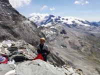 vzadu hrebeň Monte Rosa s Breithornom-pohľad zo sedla Col de Leone